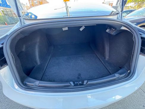 Used 2020 Tesla Model 3 Long Range image 31
