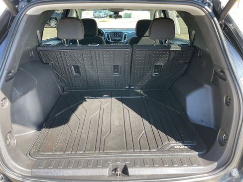 Used 2023 Chevrolet Equinox LT image 14