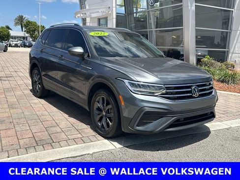 Certified 2022 Volkswagen Tiguan SE FWD image 5