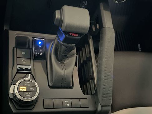 New 2026 Toyota Tacoma TRD Off-Road AWD/4WD image 20