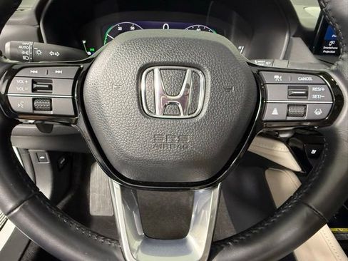 Used 2023 Honda Accord Touring image 18
