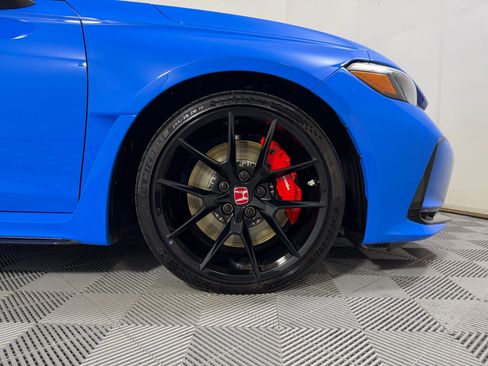 Certified 2025 Honda Civic Type R image 9