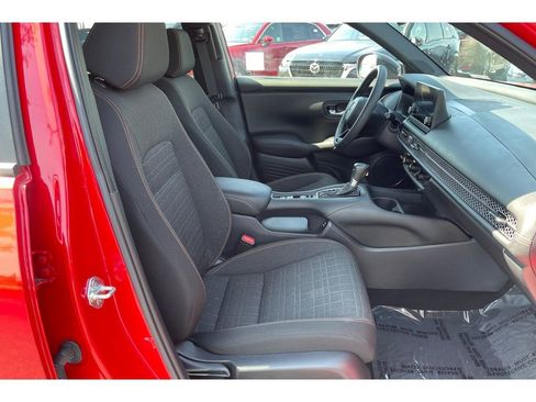 Used 2025 Honda HR-V Sport image 19