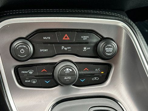 Used 2022 Dodge Challenger GT RWD image 20