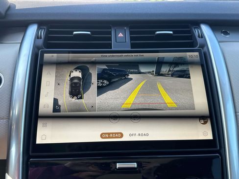 New 2026 Land Rover Discovery Limited Edition image 12