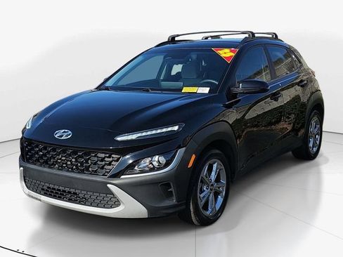 Used 2023 Hyundai Kona SEL image 8