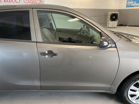Used 2008 Toyota Matrix FWD image 17
