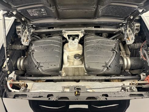 Used 2021 Lamborghini Huracan EVO RWD image 30