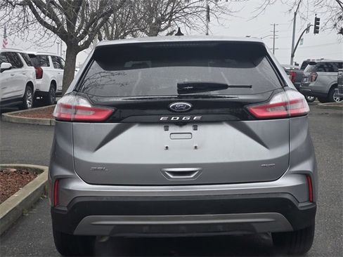 Used 2024 Ford Edge SEL image 5