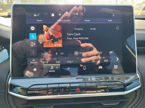 New 2026 Jeep Compass Latitude image 22