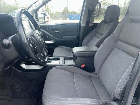 Used 2023 Nissan Frontier SV w/ Technology Package image 12