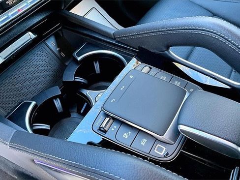 Certified 2025 Mercedes-Benz GLE 350 4MATIC image 21