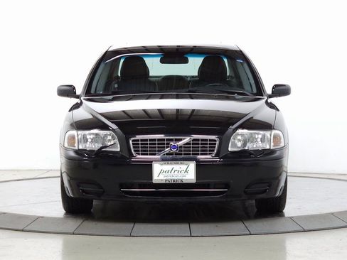 Used 2004 Volvo S80 2.5T image 2