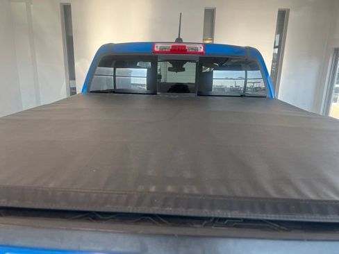 Used 2023 Chevrolet Colorado Trail Boss w/ Safety Package AWD/4WD image 32