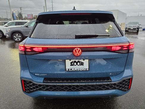 New 2026 Volkswagen Tiguan SEL R-Line image 5