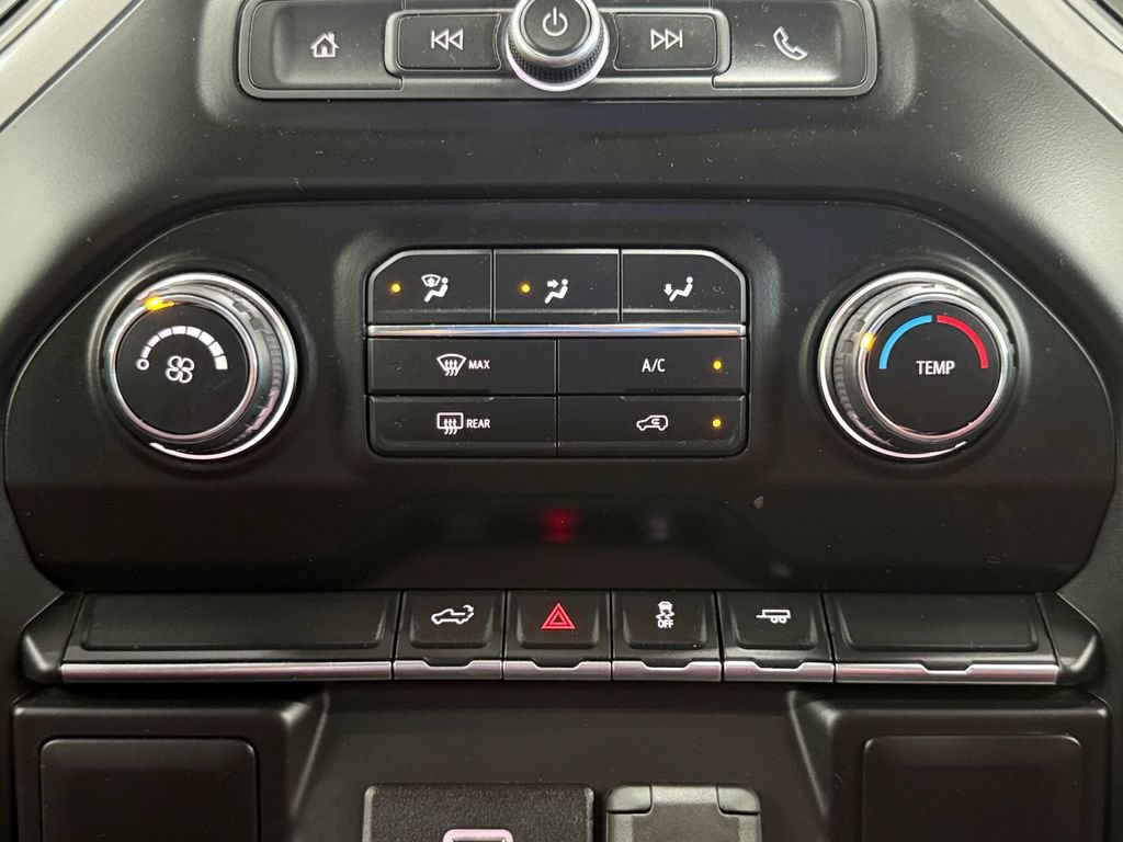 Used 2019 Chevrolet Silverado 1500 Custom w/ Custom Convenience Package RWD image 26