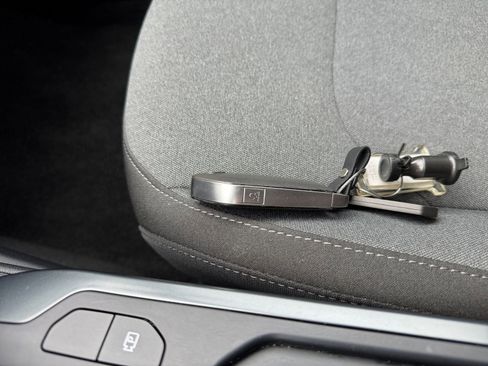 Used 2025 Kia K4 LXS image 22