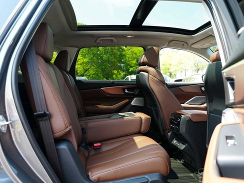 Certified 2026 Acura MDX SH-AWD w/ Technology Package image 30