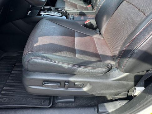 Used 2022 Honda Pilot Black Edition image 18