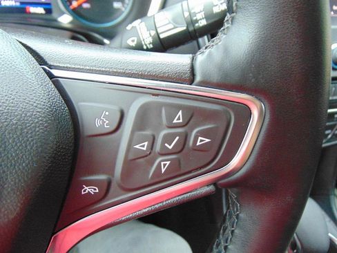 Used 2024 Chevrolet Equinox LT AWD/4WD image 36