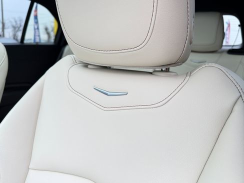 Used 2019 Cadillac XT4 Sport w/ Cold Weather Package image 14