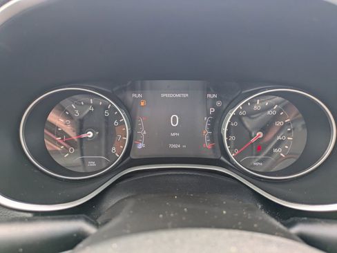 Used 2019 Jeep Compass Latitude w/ Popular Equipment Group FWD image 30
