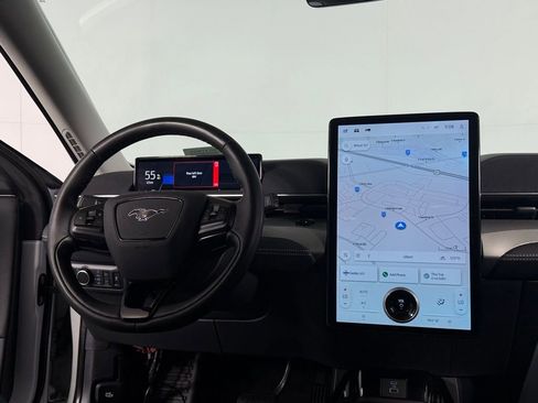 Used 2023 Ford Mustang Mach-E Select image 14