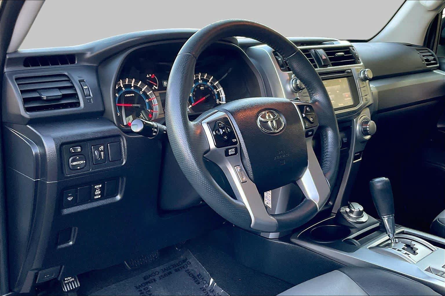 Used 2019 Toyota 4Runner SR5 Premium AWD/4WD image 16