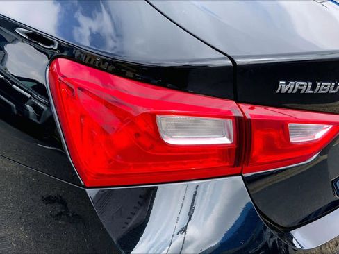 Used 2024 Chevrolet Malibu LT image 29
