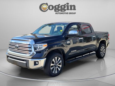Used 2018 Toyota Tundra Limited w/ Limited Premium Package AWD/4WD image 1