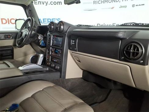 Used 2005 HUMMER H2 w/ Preferred Equipment Group image 35