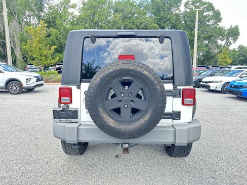 Used 2013 Jeep Wrangler Sport w/ Connectivity Group AWD/4WD image 5