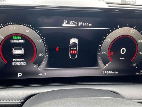 Used 2023 Nissan Ariya AWD image 24