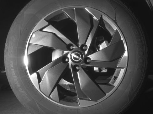 Used 2025 Nissan Rogue SV AWD/4WD image 13