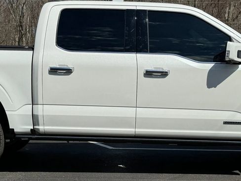 Used 2023 Ford F150 Limited image 3