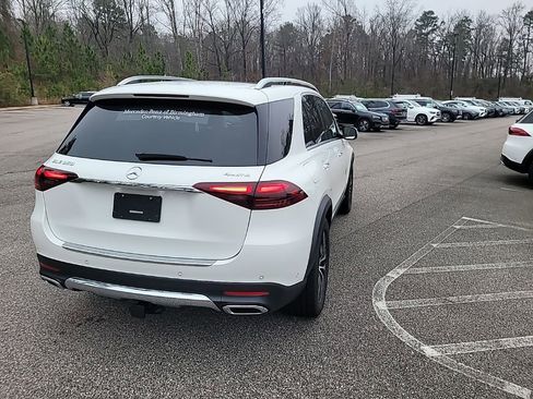 Used 2025 Mercedes-Benz GLE 350 4MATIC image 10