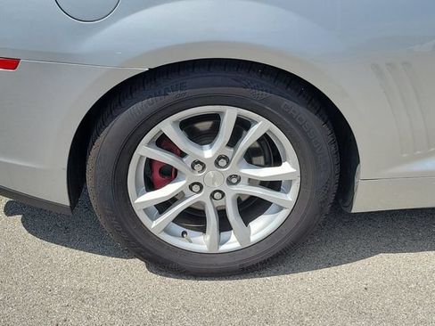 Used 2015 Chevrolet Camaro LT RWD image 7