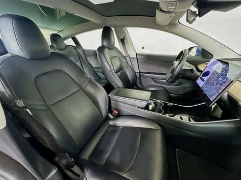 Used 2018 Tesla Model 3 Long Range image 30