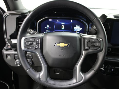 Used 2024 Chevrolet Silverado 2500 LTZ AWD/4WD image 10