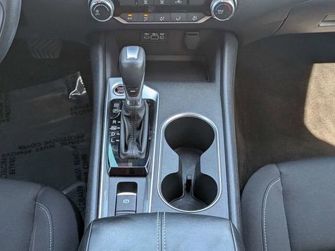 Used 2022 Nissan Altima 2.5 SV image 17