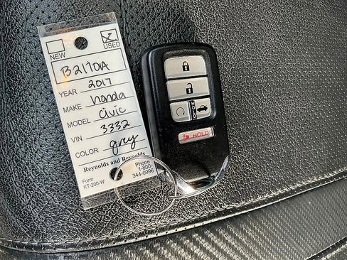 Used 2017 Honda Civic Touring image 33