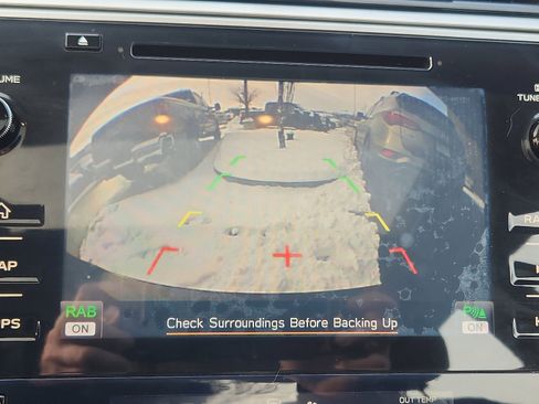 Used 2018 Subaru Legacy 2.5i Limited image 21