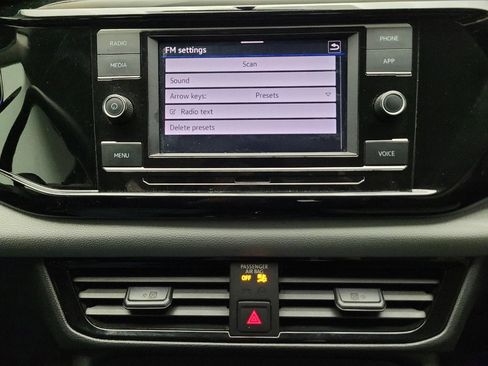 Used 2022 Volkswagen Taos S FWD image 25