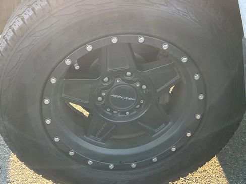 Used 2015 Toyota Tacoma PreRunner image 22