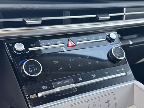 New 2026 Hyundai Santa Fe SE AWD/4WD image 18