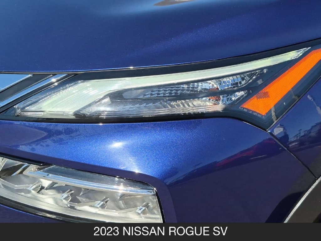 Certified 2023 Nissan Rogue SV FWD image 10