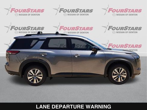 New 2026 Nissan Pathfinder SL FWD image 3