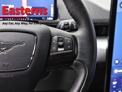 Used 2021 Ford Mustang Mach-E Select RWD image 15