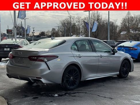 Used 2023 Toyota Camry XSE image 3