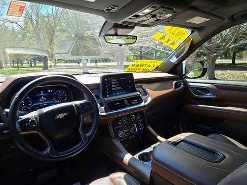 Used 2023 Chevrolet Tahoe High Country AWD/4WD image 13
